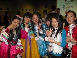 Хүүхдийн урлагийн наадамд оролцох авьяастнуудыг тодруулжээ